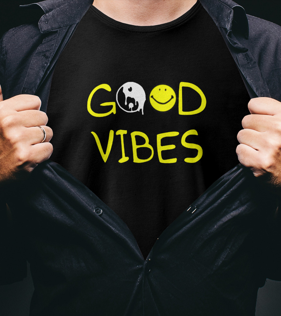 Good Vibes Yin Yang Smiley T-Shirt