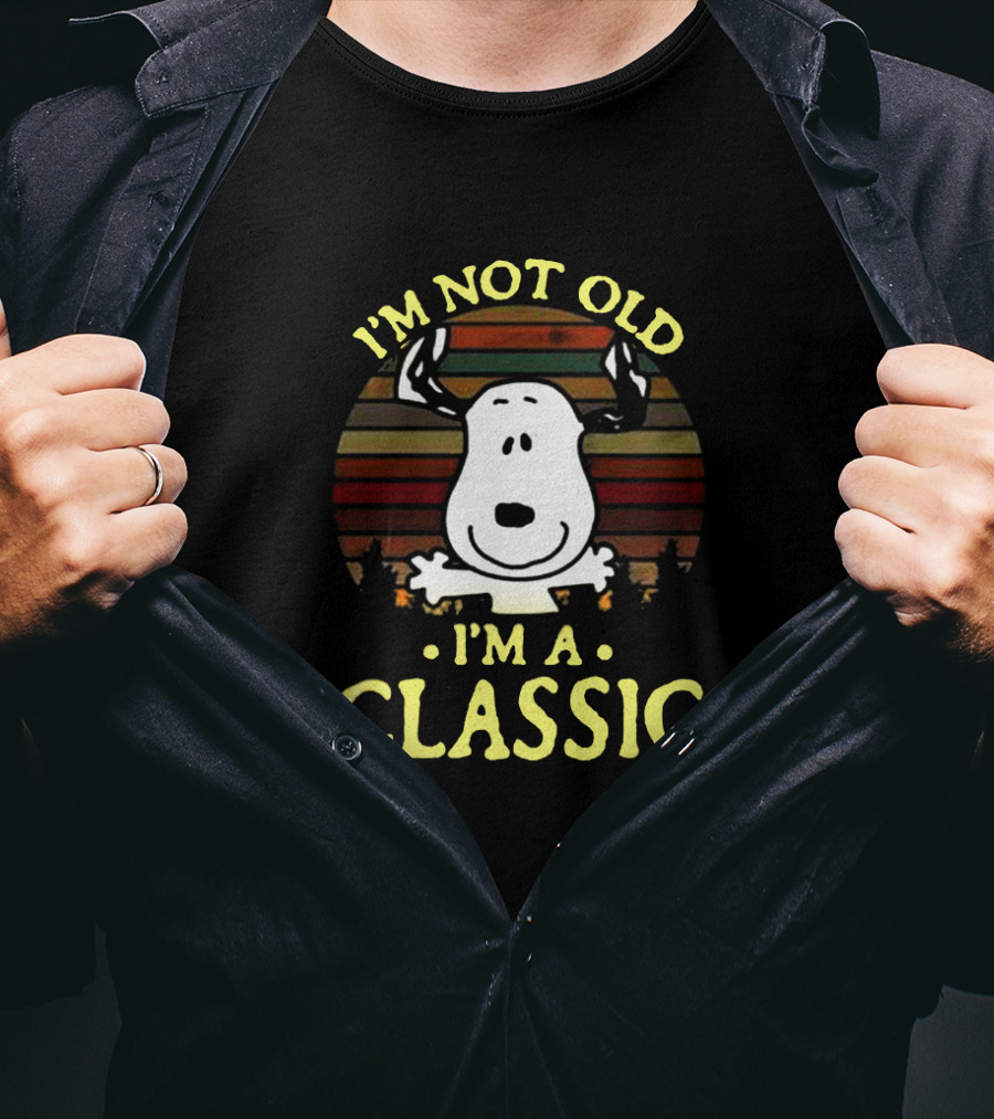 I'm Not Old I'm A Classic Snoopy Peanuts Vintage Retro Style T-Shirt