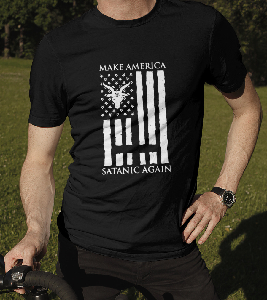 Make America Satanic Again Baphomet Flag Usa Stars Stripes T-Shirt