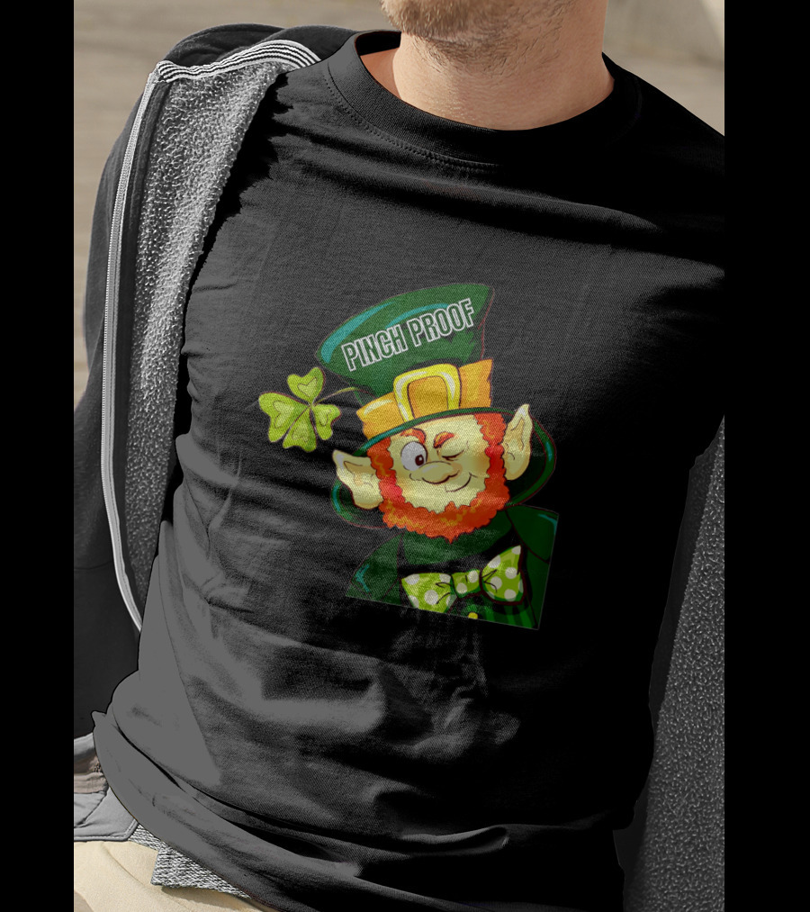 St Patrick's Day Pinch Proof Shamrock Leprechaun With Hat And Bow Tie T-Shirt