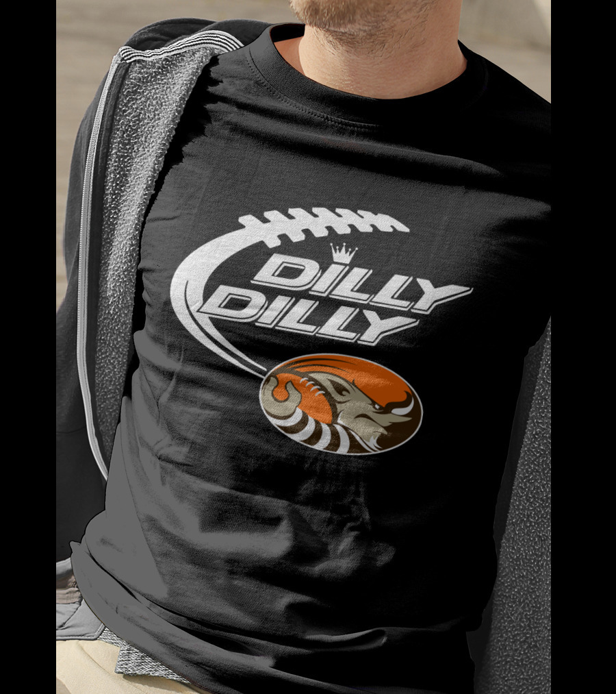 Cleveland Browns Dilly Dilly Football Helmet Bud Light T-Shirt