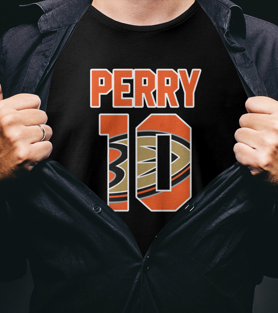 Perry 10 Anaheim Ducks NHL Hockey Jersey T-Shirt