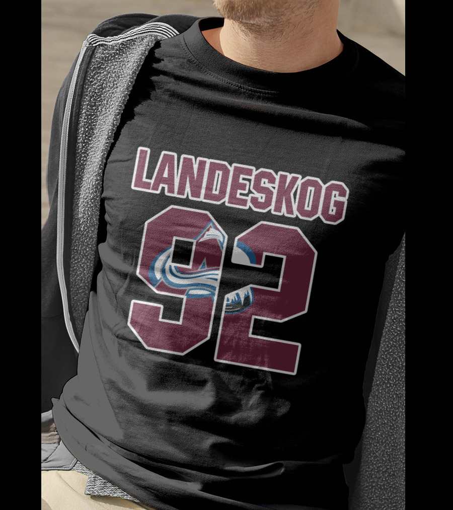 Landeskog 92 Colorado Avalanche NHL T-Shirt