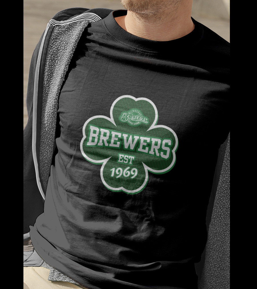 Milwaukee Brewers St Patrick's Day Clover Est 1969 T-Shirt