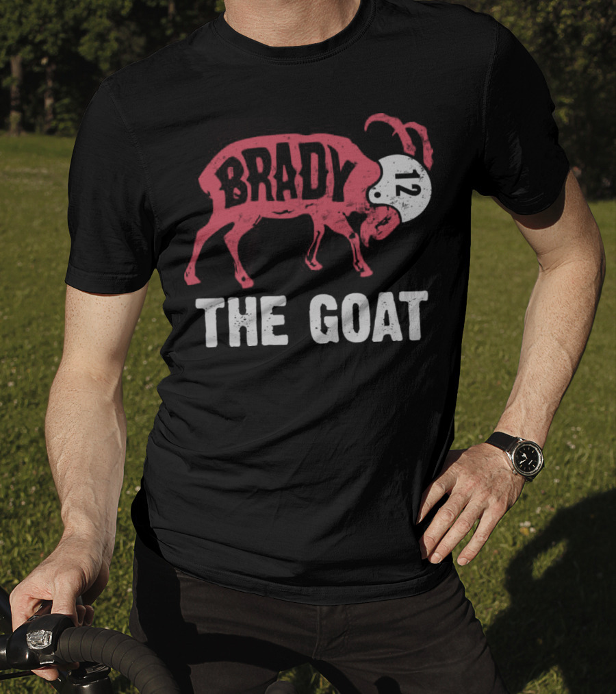 Brady 12 The Goat Graphic With Number Helmet T-Shirt