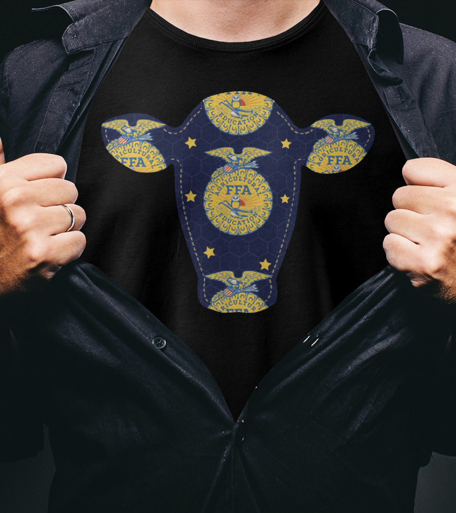 Cow Heifer FFA Agriculture FFA Emblem Pattern With Stars T-Shirt