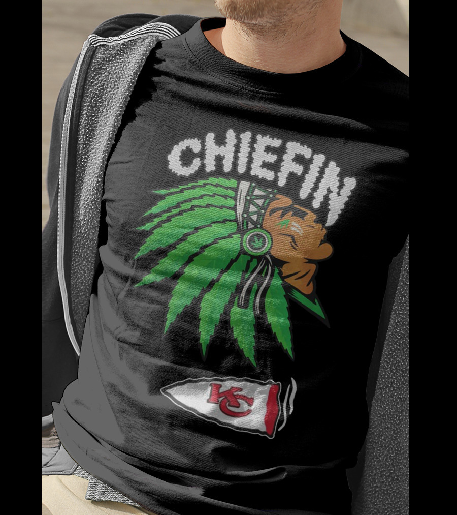 Kansas City Chiefs Chiefin Weed Smoke T-Shirt