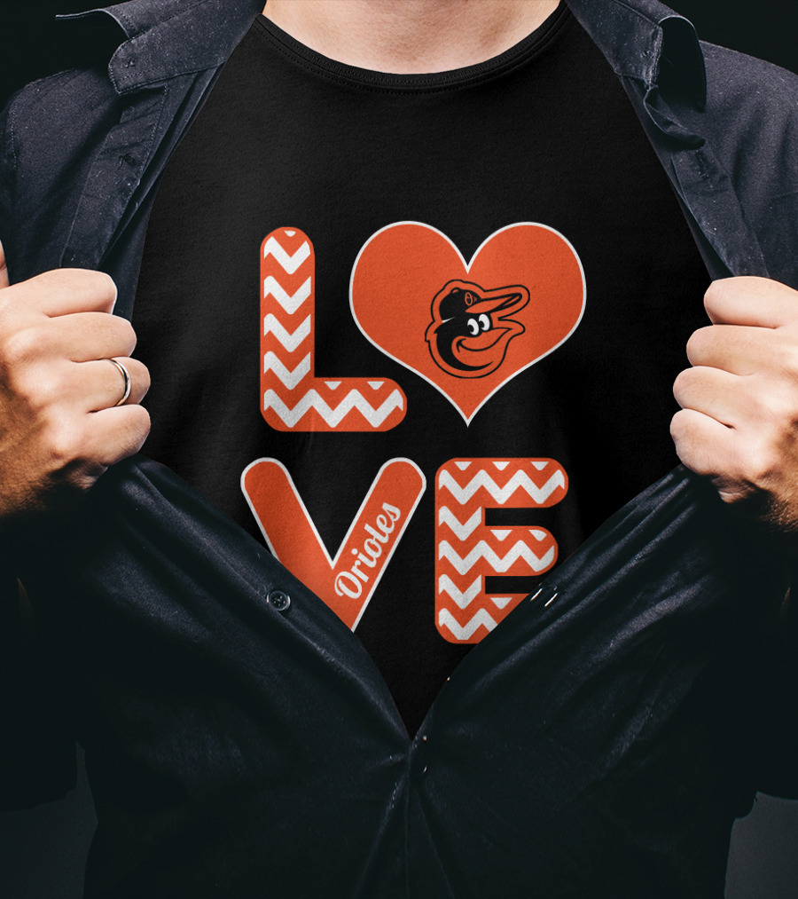 Love Orioles Heart Chevron Pattern Baseball Fans Baltimore T-Shirt
