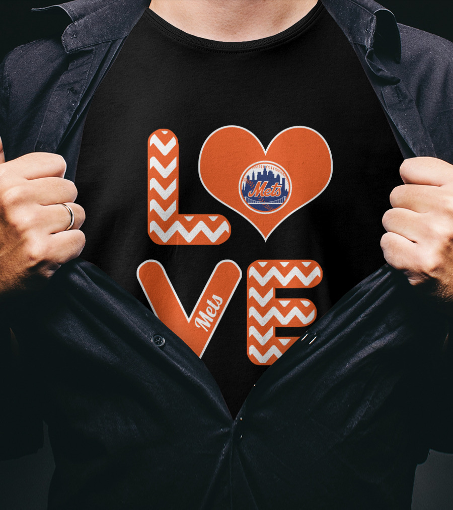 Love New York Mets Chevron Heart Logo Fans Baseball T-Shirt
