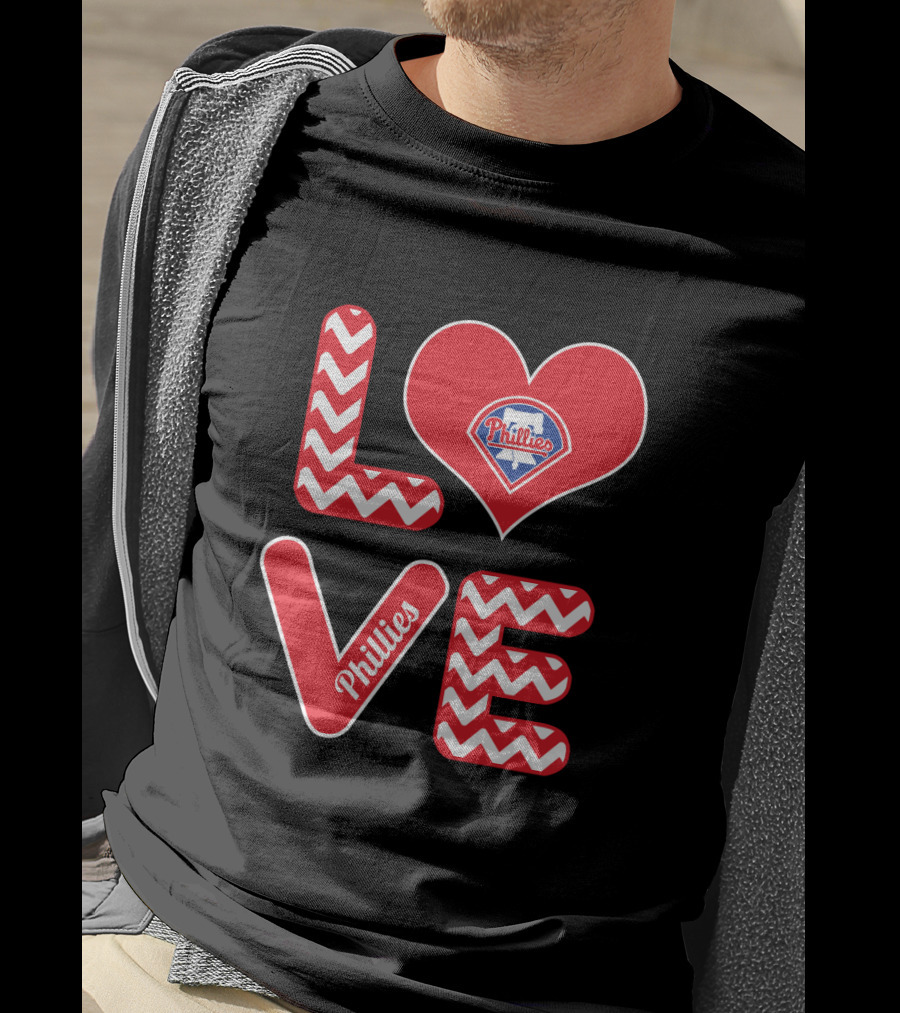 Love Phillies Heart Design For Philadelphia Baseball Fans T-Shirt