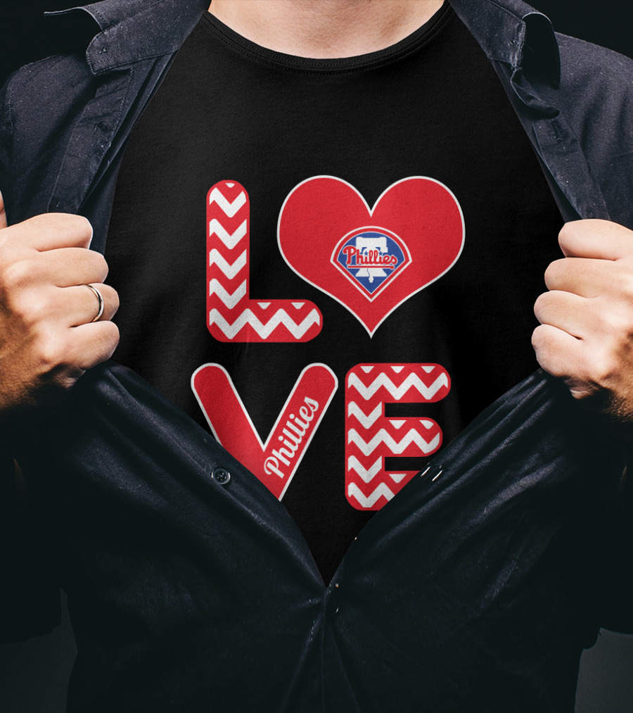 Love Phillies Heart Design For Philadelphia Baseball Fans T-Shirt