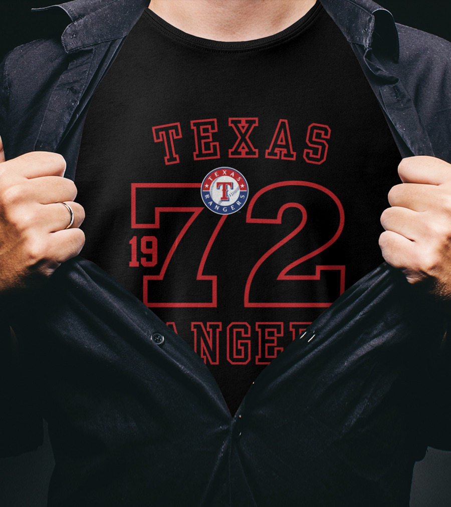 Texas Rangers 19 72 Vintage Logo Red Outline T-Shirt