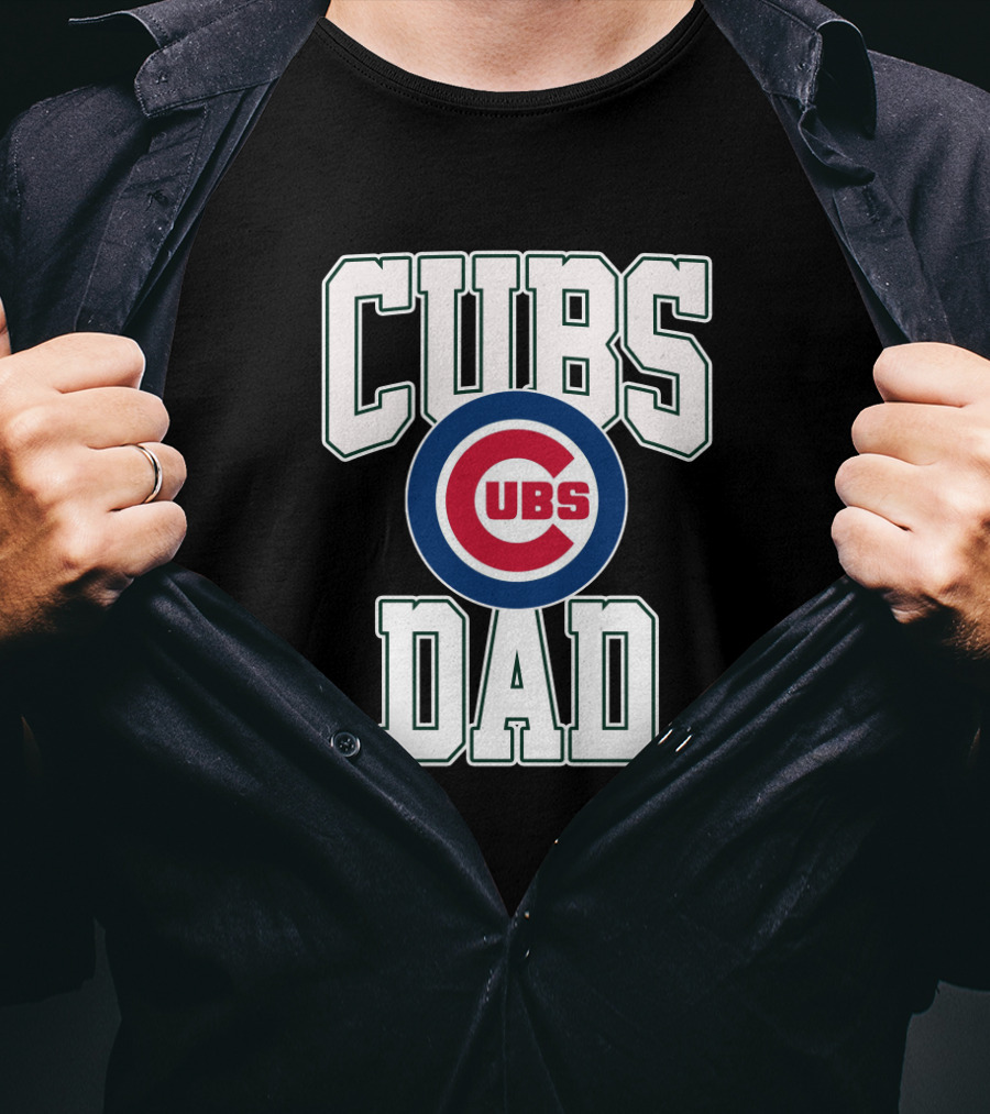 Chicago Cubs Dad With Team T-Shirt