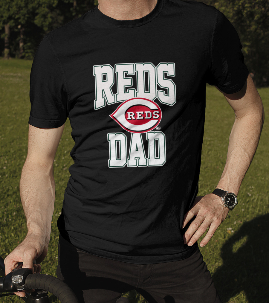 Cincinnati Reds Dad Baseball Logo Fan Gear T-Shirt