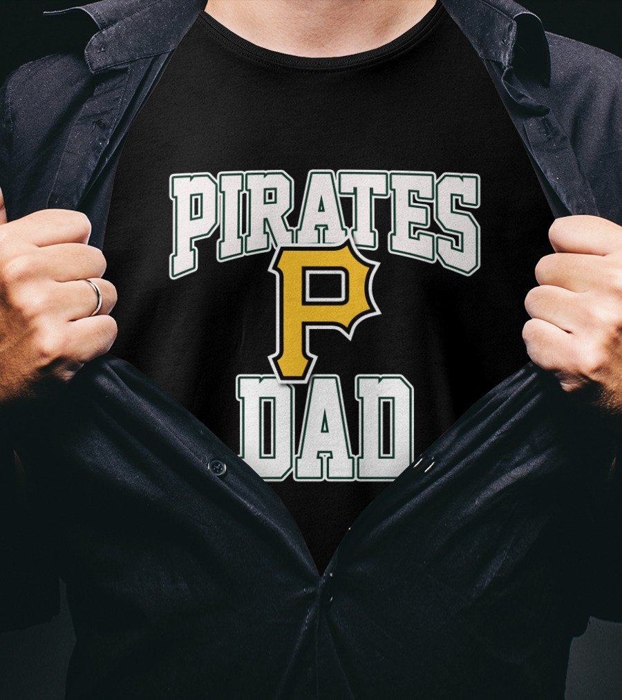 Pirates P Dad Pittsburgh Pirates Fathers Day Gift T-Shirt