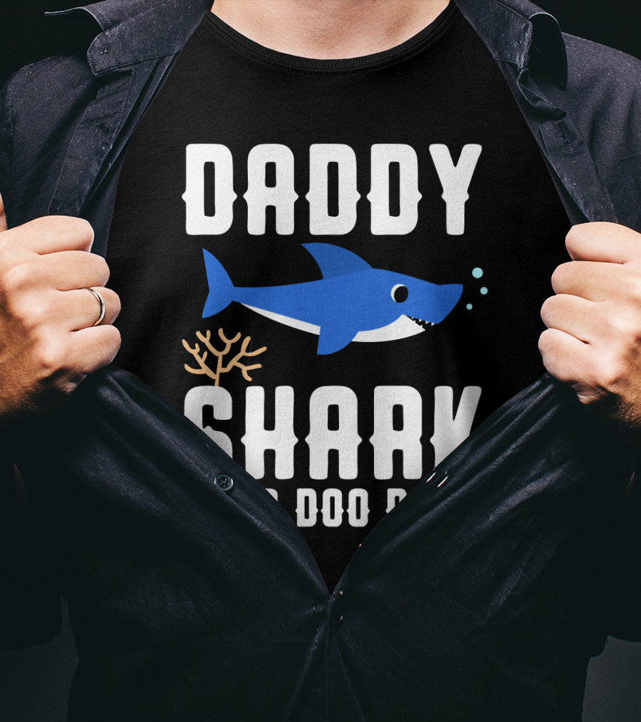 Daddy Shark Doo Doo Doo From Son Daughter Family Gift T-Shirt