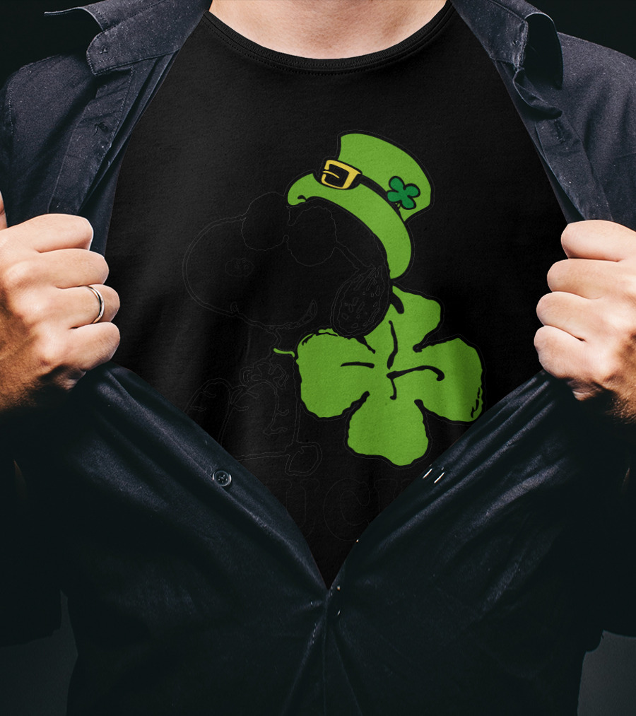 #Lucky Snoopy St. Patrick's Day Clover Hat Peanuts T-Shirt