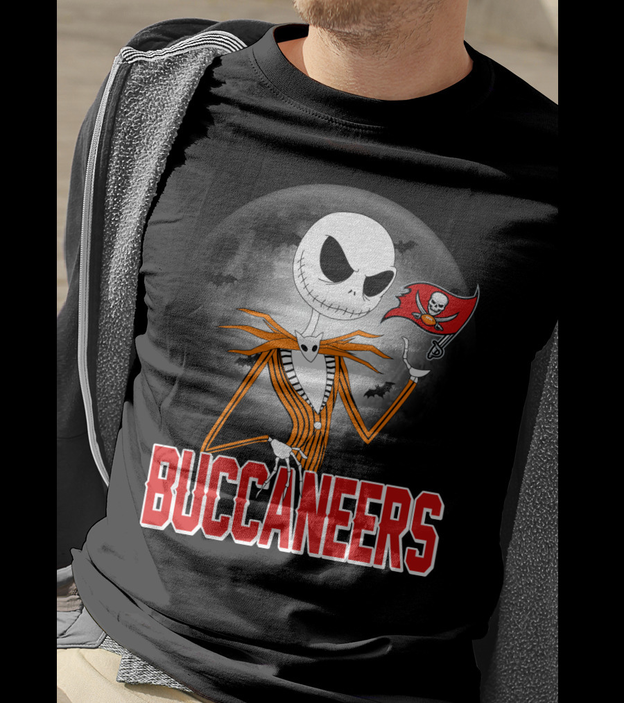 Jack Skellington Halloween Tampa Bay Buccaneers T-Shirt