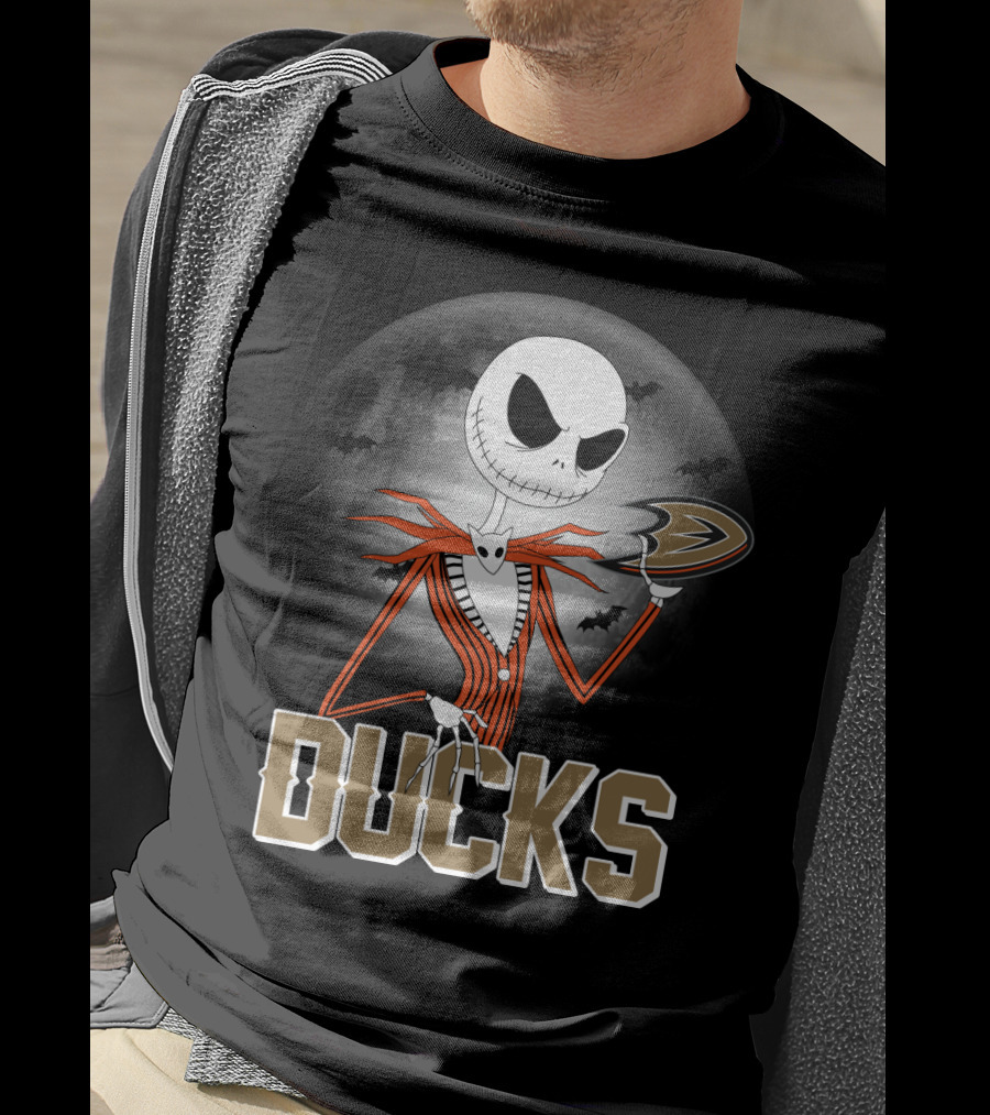 Jack Skellington Anaheim Ducks Halloween Moon And Bats T-Shirt