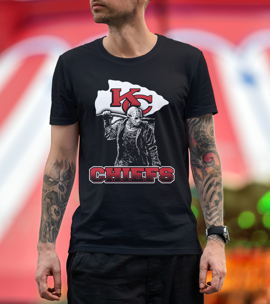 Jason Voorhees With Kansas City Chiefs Logo Chiefs Fans T-Shirt