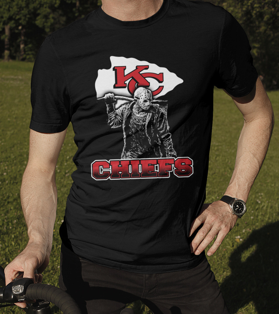 Jason Voorhees With Kansas City Chiefs Logo Chiefs Fans T-Shirt
