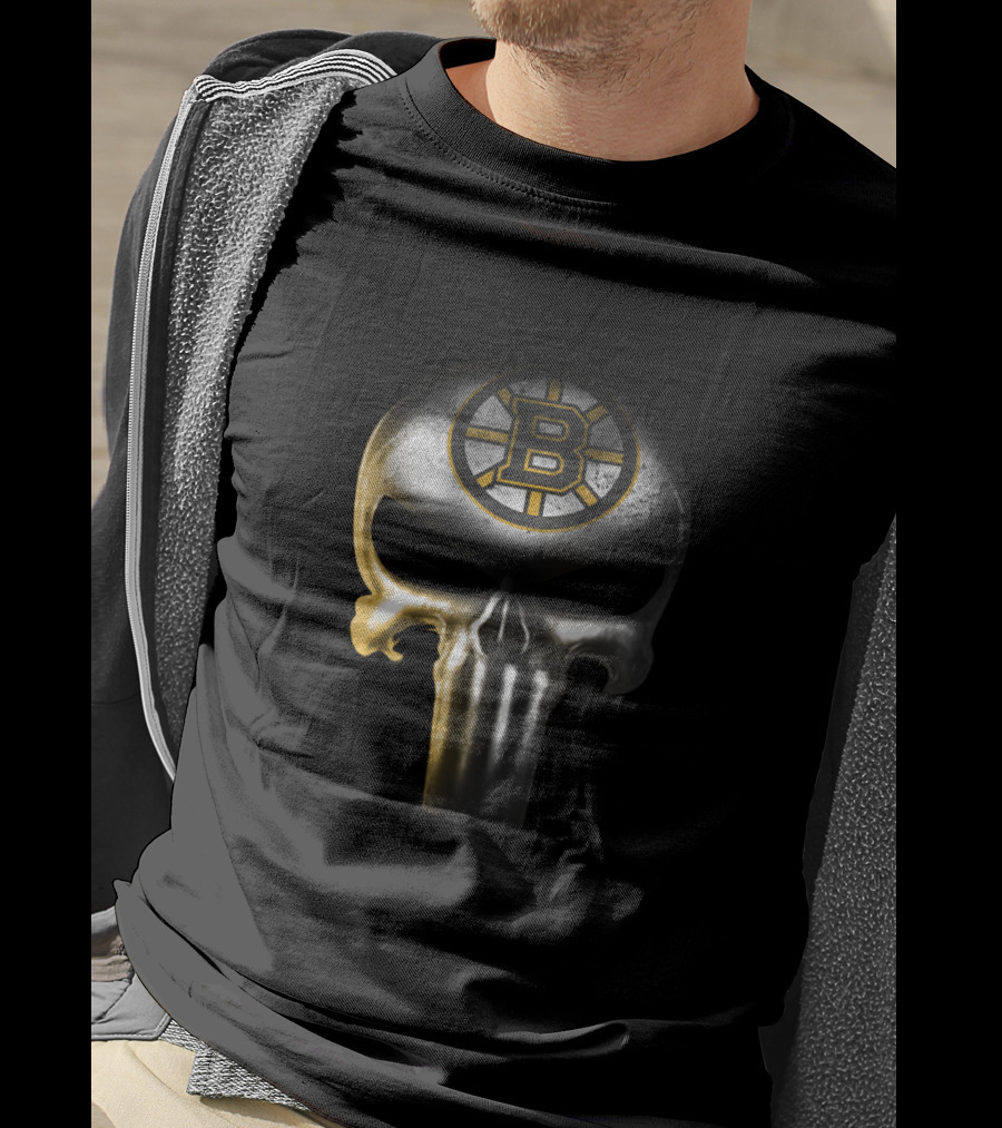 Boston Bruins Punisher Skull Logo Fusion T-Shirt