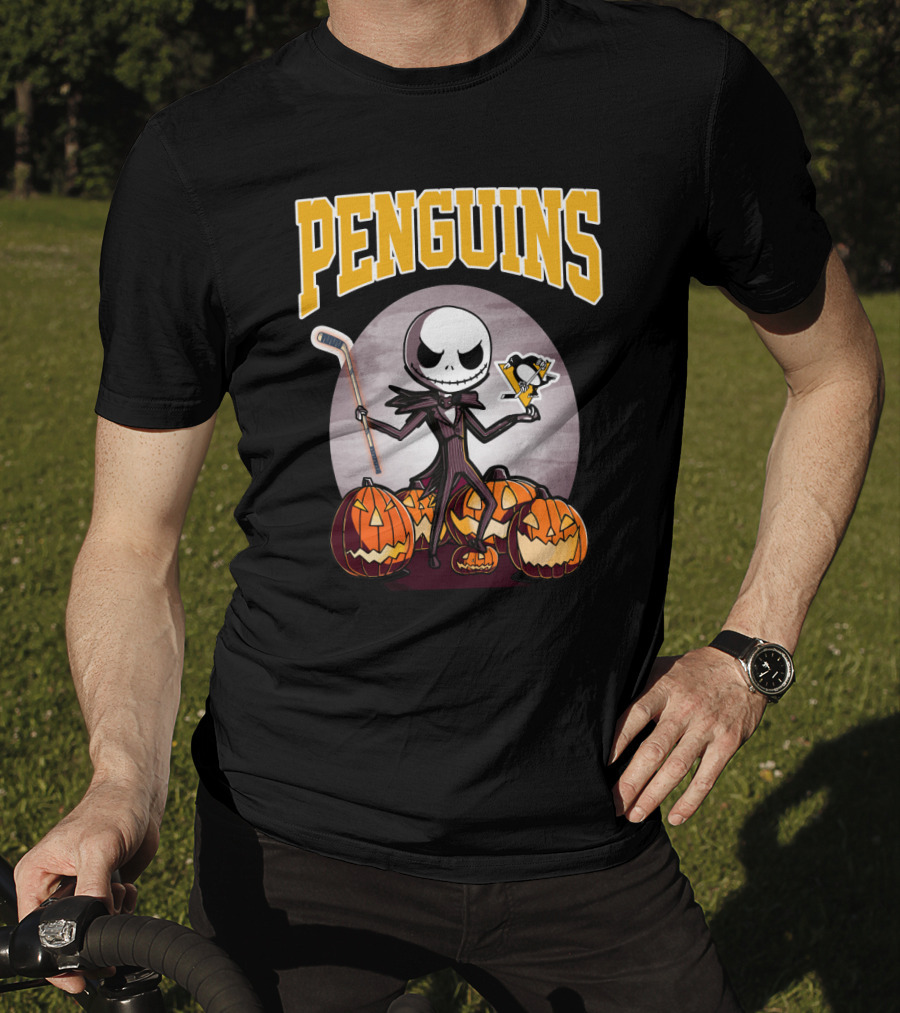Penguins Jack Skellington Holding Hockey Logo With Pumpkins Halloween T-Shirt