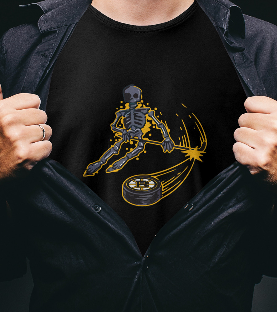Skeleton Playing Hockey With Boston Bruins Logo For Enthusiastic Fans T-Shirt