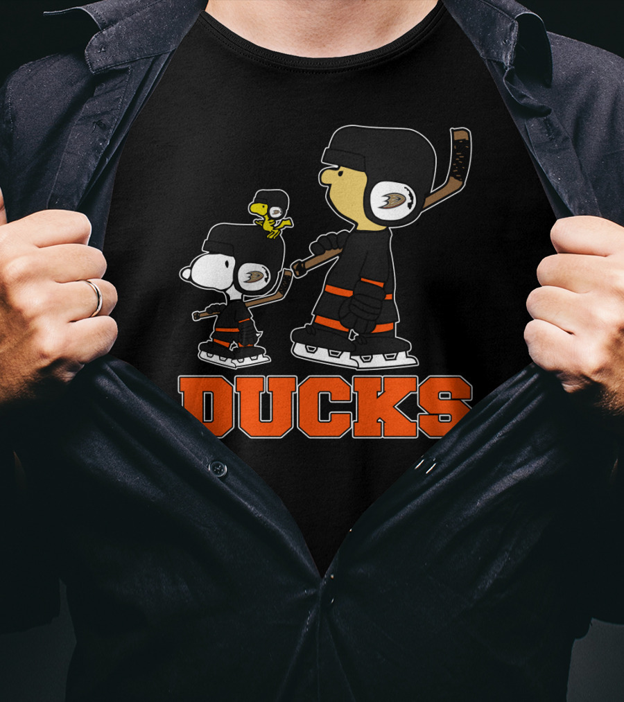 Snoopy Woodstock And Anaheim Ducks Hockey Team Fans T-Shirt