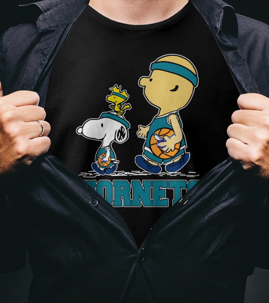 Snoopy Woodstock Basketball Hornets Fans T-Shirt