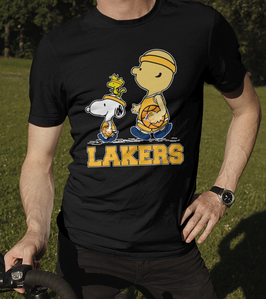 Snoopy And Woodstock With Basketballs For Los Angeles Lakers Fans T-Shirt
