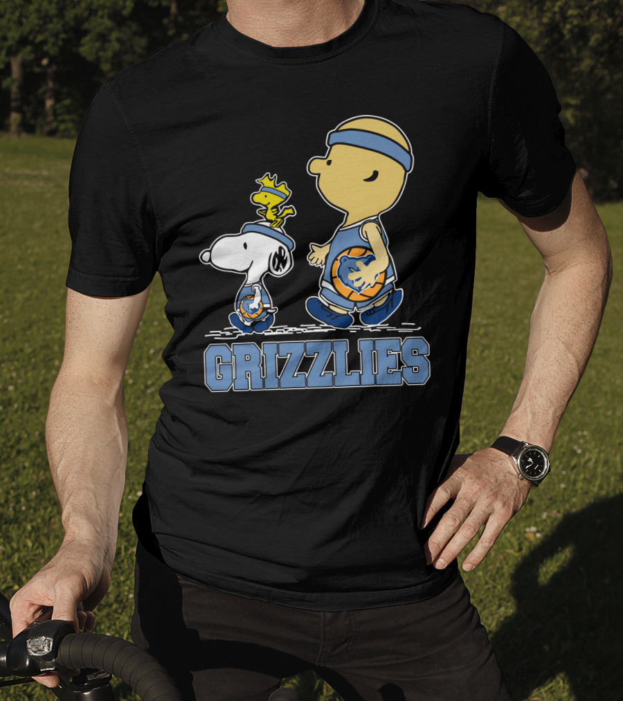 Snoopy Woodstock Charlie Brown Memphis Grizzlies Basketball Fans T-Shirt