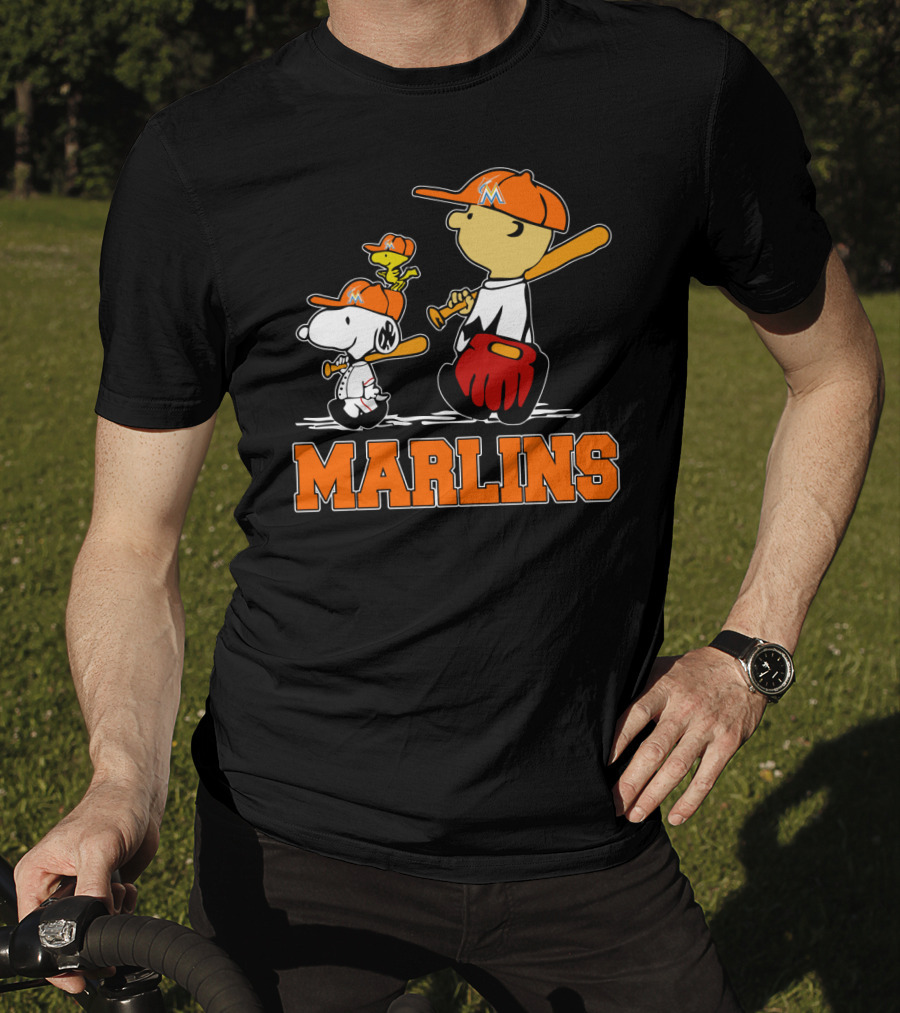 Marlins Snoopy Woodstock And Charlie Brown Baseball Fans T-Shirt