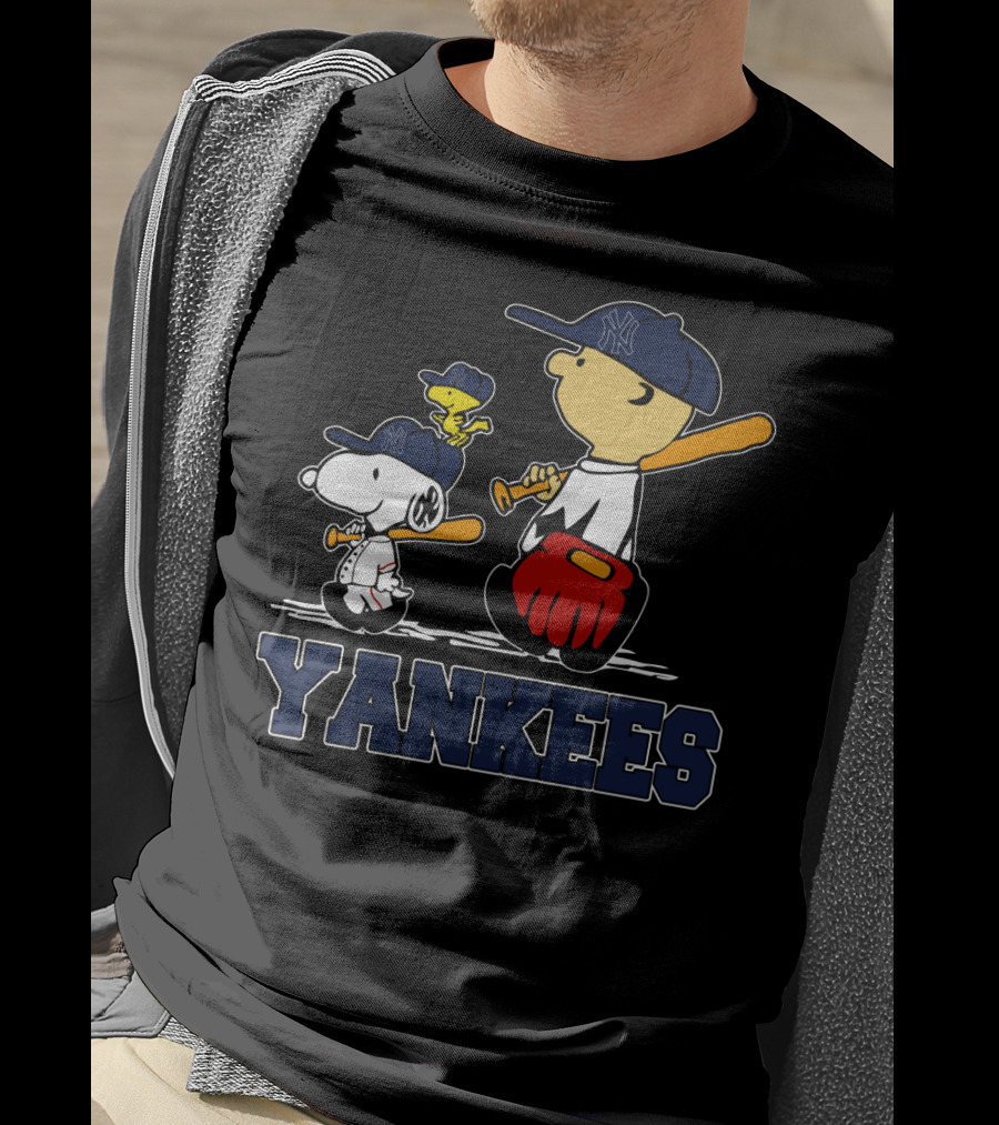 Snoopy Peanuts Characters Yankees Baseball T-Shirt
