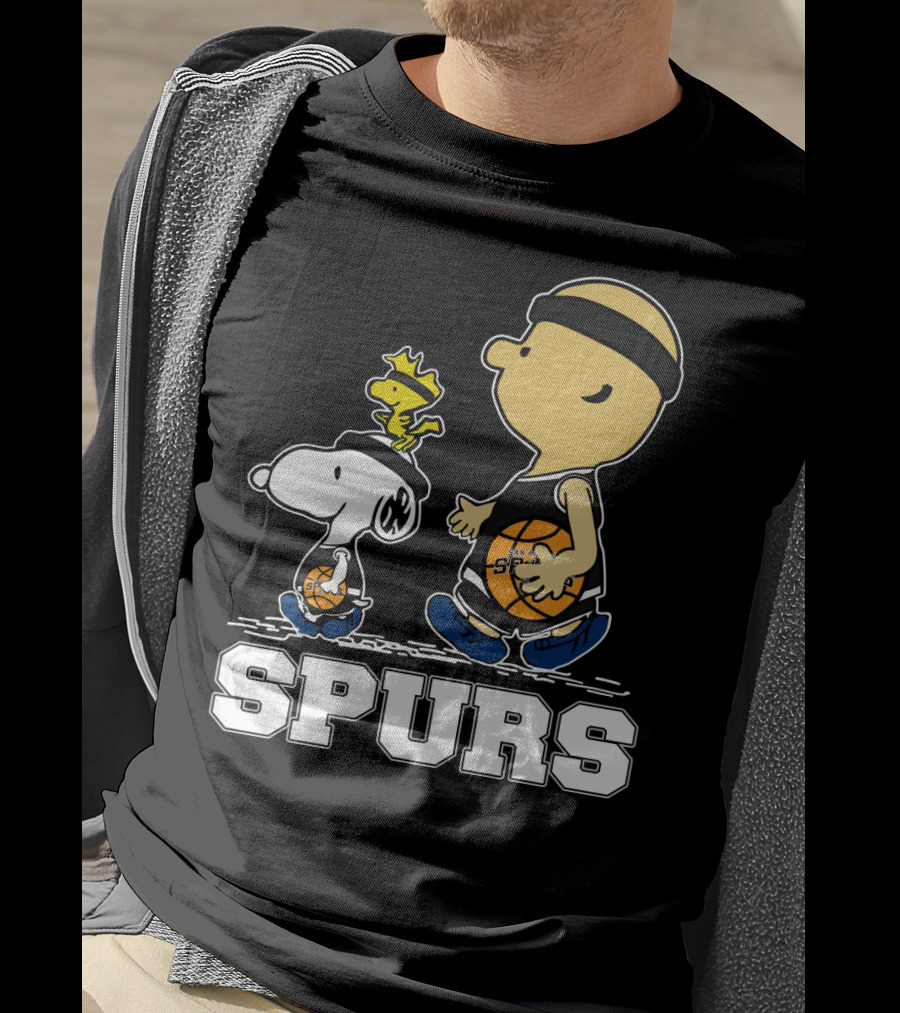 Snoopy Woodstock Basketball San Antonio Spurs Fans T-Shirt