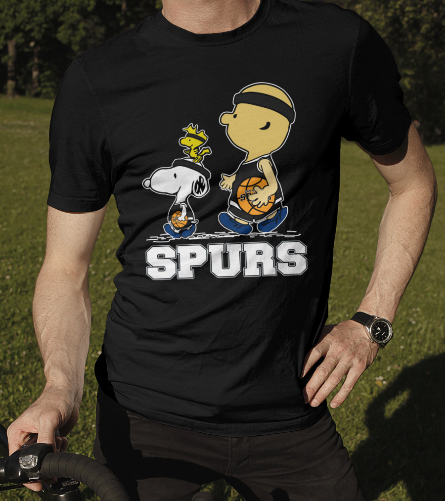 Snoopy Woodstock Basketball San Antonio Spurs Fans T-Shirt