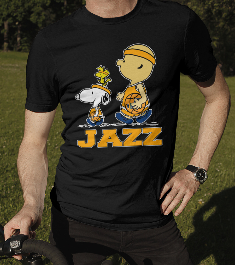 Snoopy And Woodstock With Basketball For Utah Jazz Fans T-Shirt