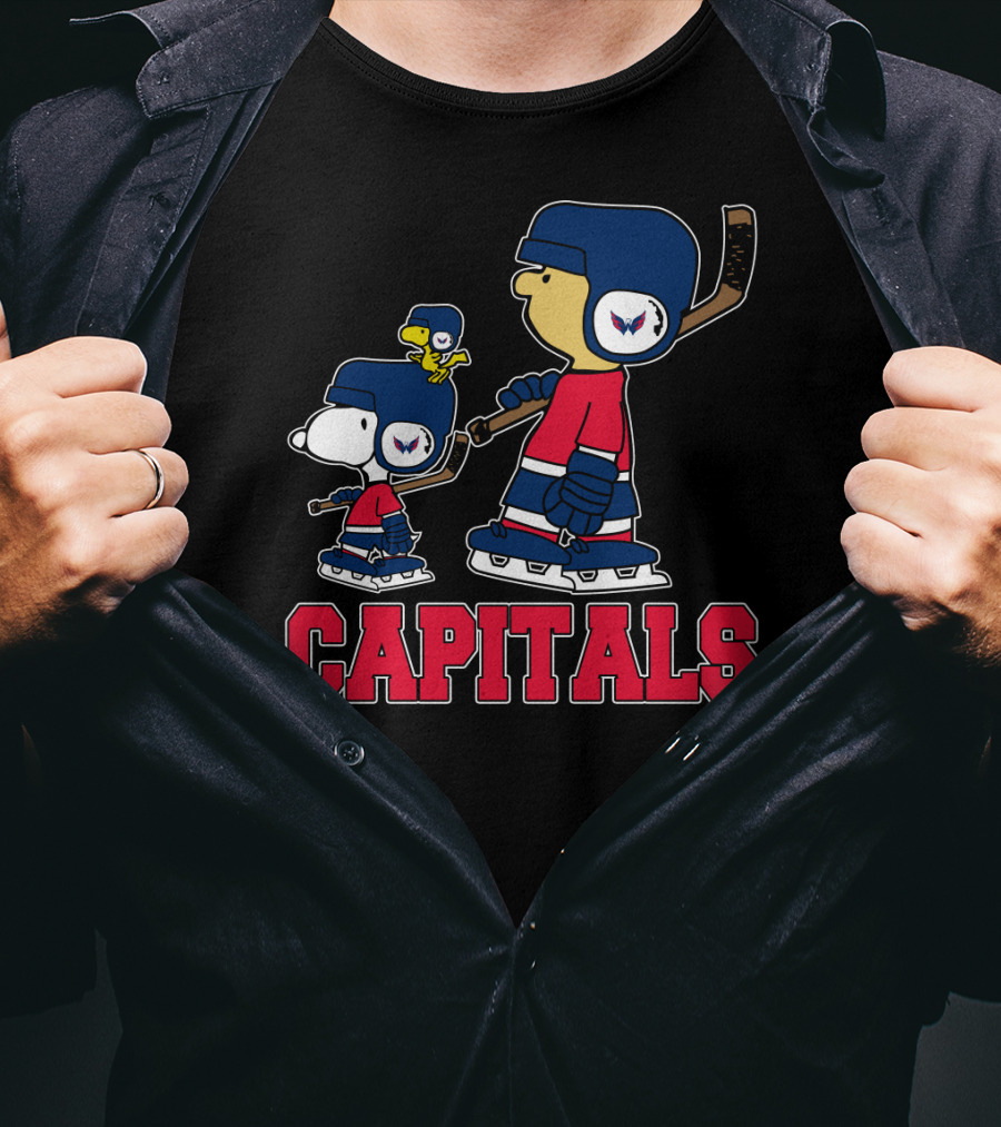 Snoopy And Woodstock With Washington Capitals Hockey Fan Gear T-Shirt