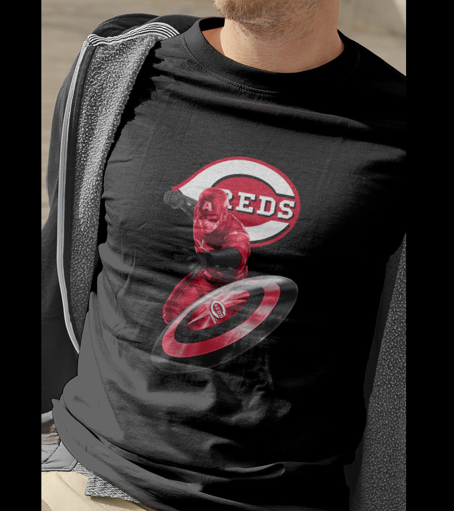Cincinnati Reds Captain America Crossover Fan T-Shirt