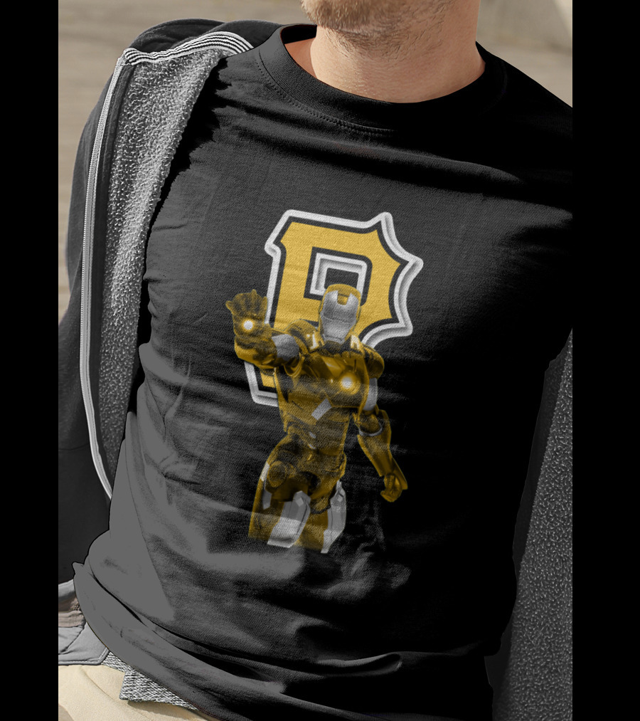 Iron Man With Pittsburgh Pirates T-Shirt