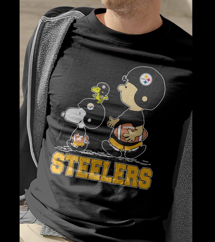Snoopy Woodstock Steelers Football Fans T-Shirt