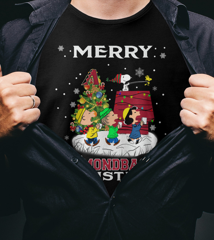 Merry Arizona Diamondbacks Christmas Snoopy Woodstocks Tree Lucy Blanket T-Shirt