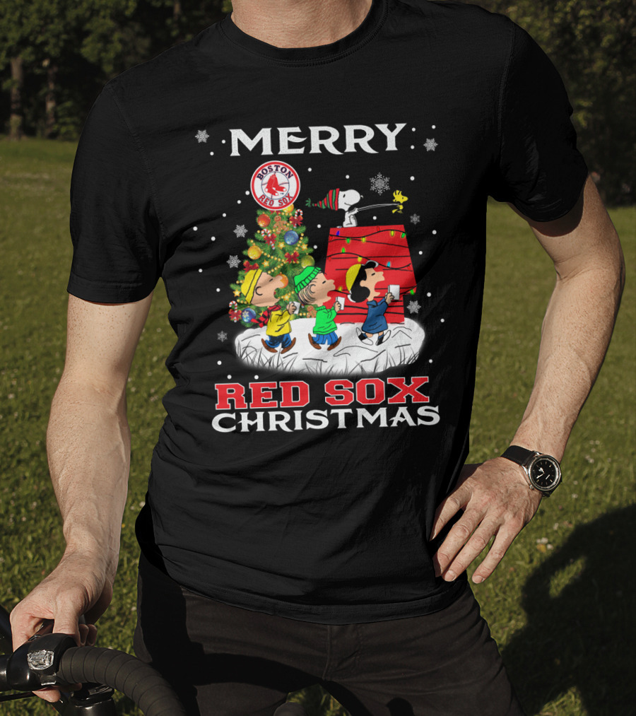 Merry Boston Red Sox Christmas Snoopy Fans Peanuts Holiday Celebration T-Shirt