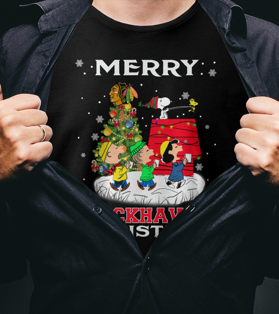 Merry Chicago Blackhawks Christmas With Snoopy And Friends T-Shirt