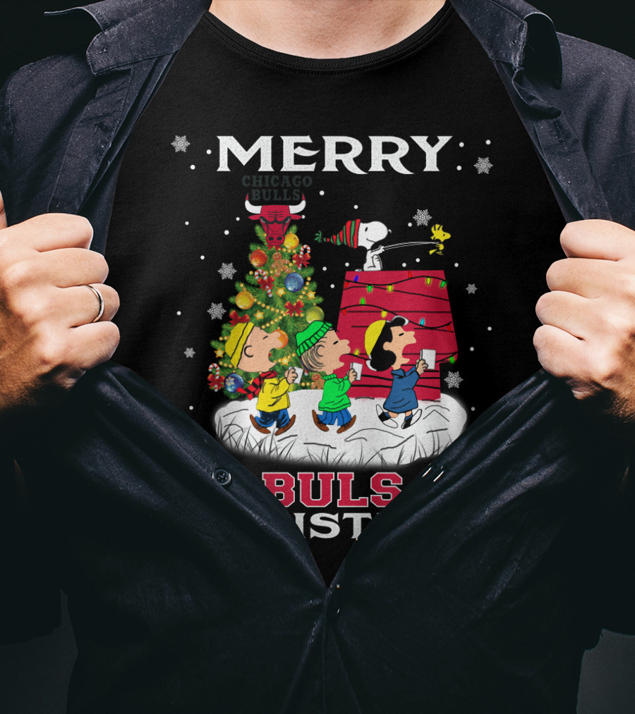 Merry Bulls Christmas With Snoopy And Friends T-Shirt
