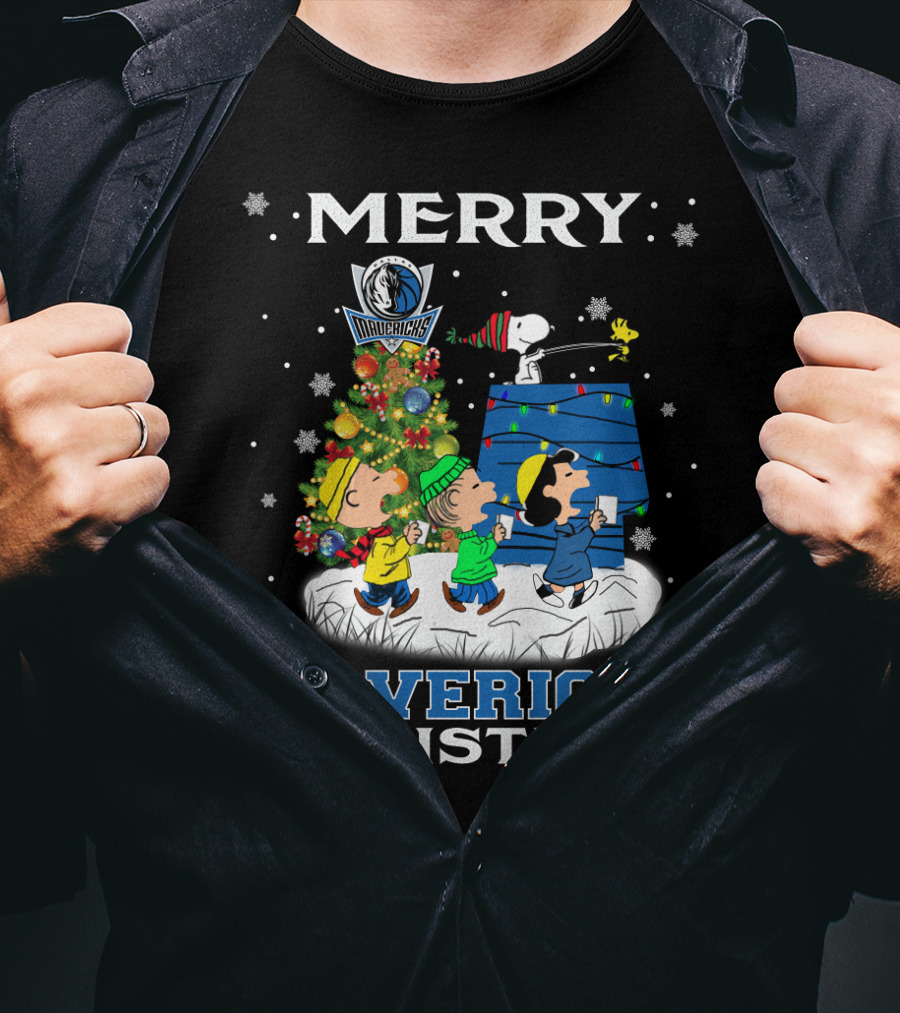 Merry Mavericks Christmas Dallas Snoopy Fans T-Shirt