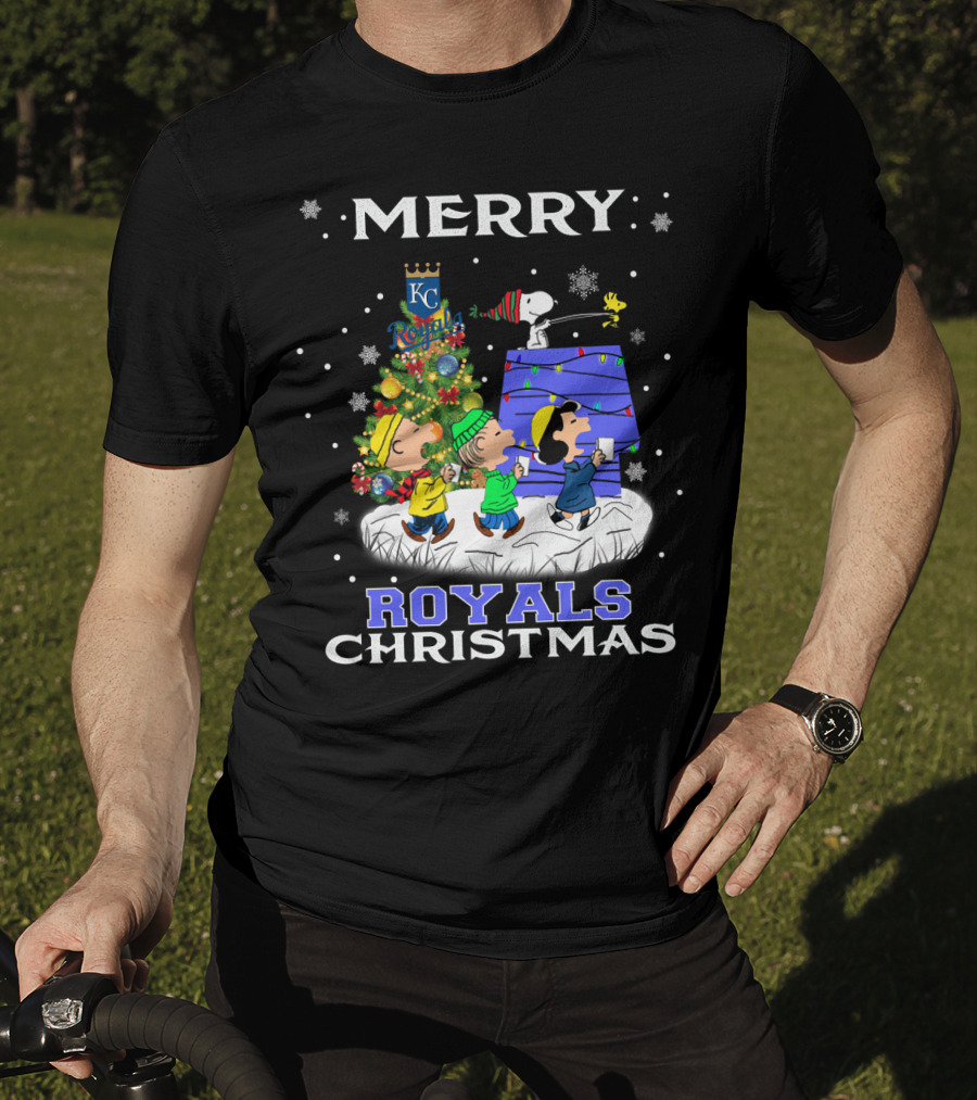 Merry Kansas City Royals Christmas Snoopy Fans T-Shirt