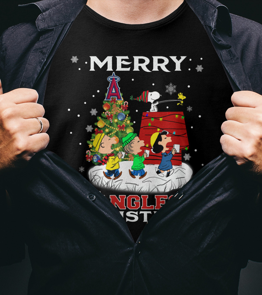Merry Christmas Los Angeles Angels Snoopy Woodstock Charlie Brown Lucy Linus Fans T-Shirt