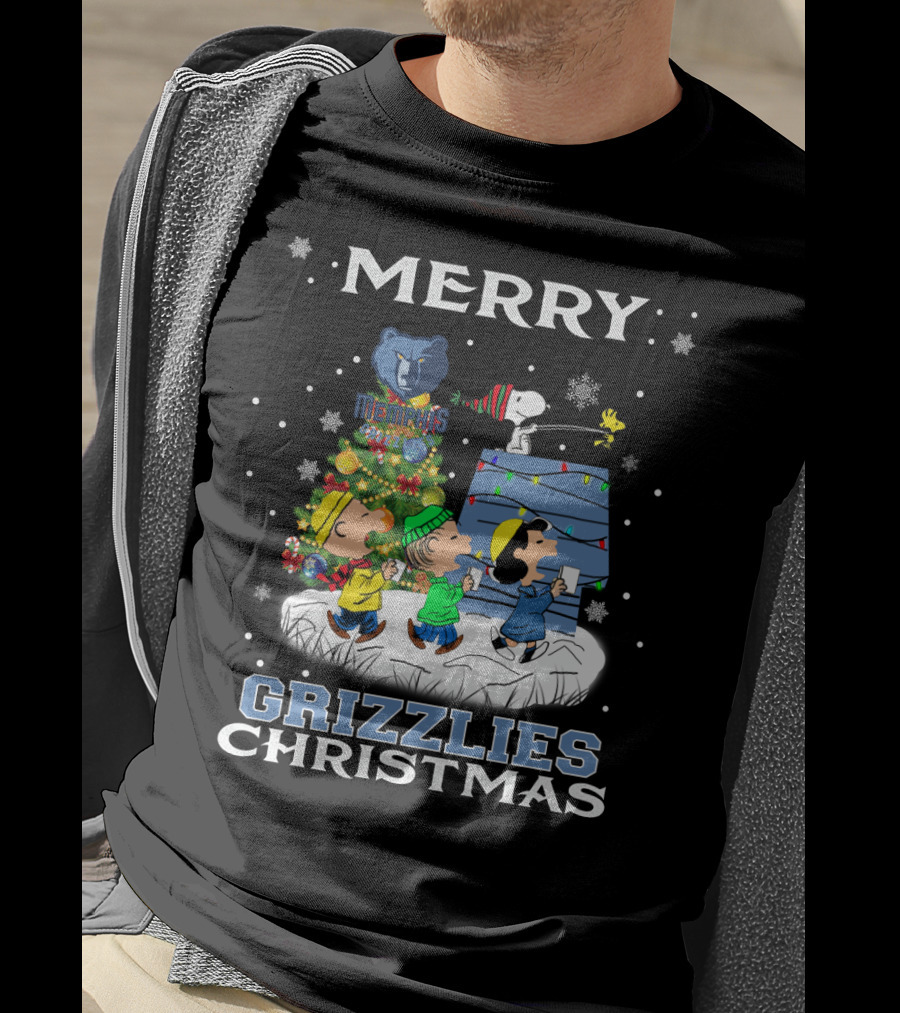 Merry Memphis Grizzlies Christmas Snoopy And Friends Holiday Scene T-Shirt