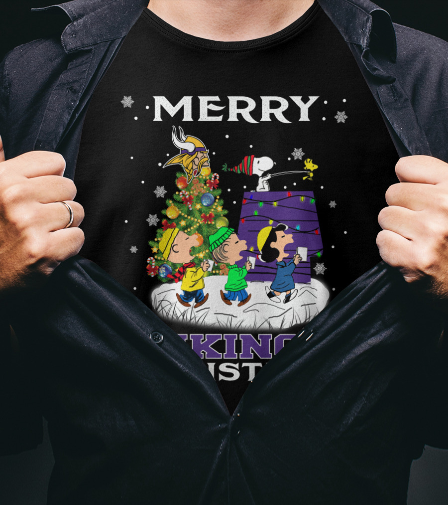 Merry Vikings Christmas With Snoopy And Friends T-Shirt